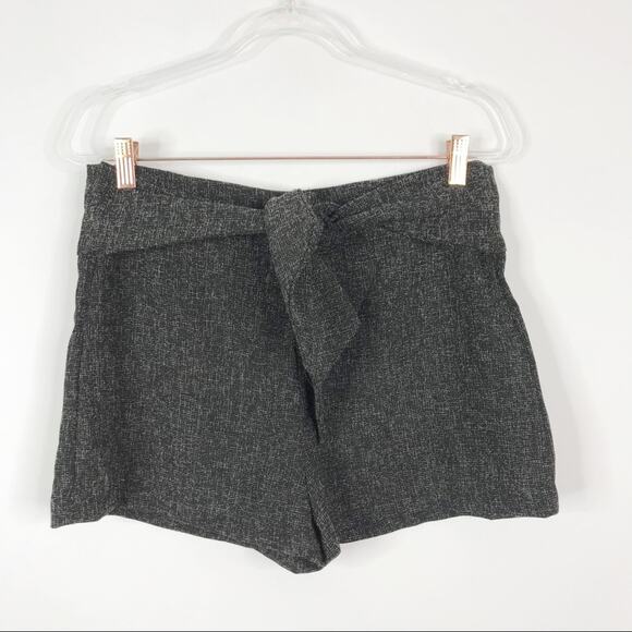 Dress Forum Pants - Dress Forum Womens Large L Black White Tie Waist Shorts Speckle Cotton Blend